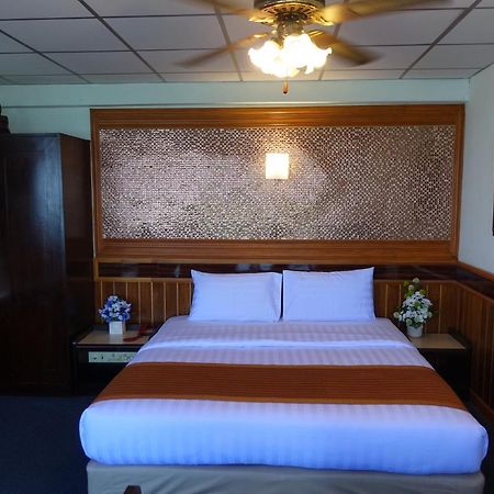 פאטאיה Serene Hotel מראה חיצוני תמונה