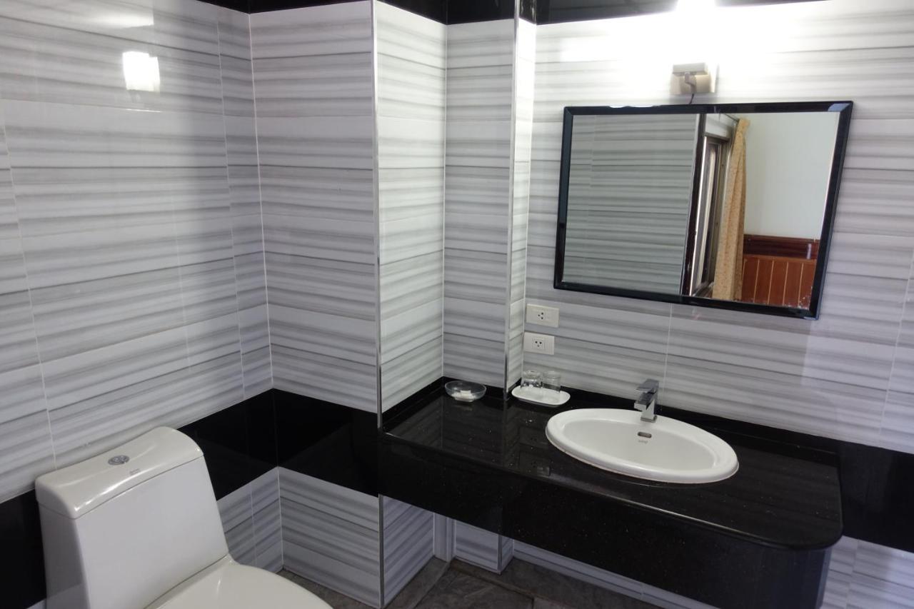 פאטאיה Serene Hotel מראה חיצוני תמונה