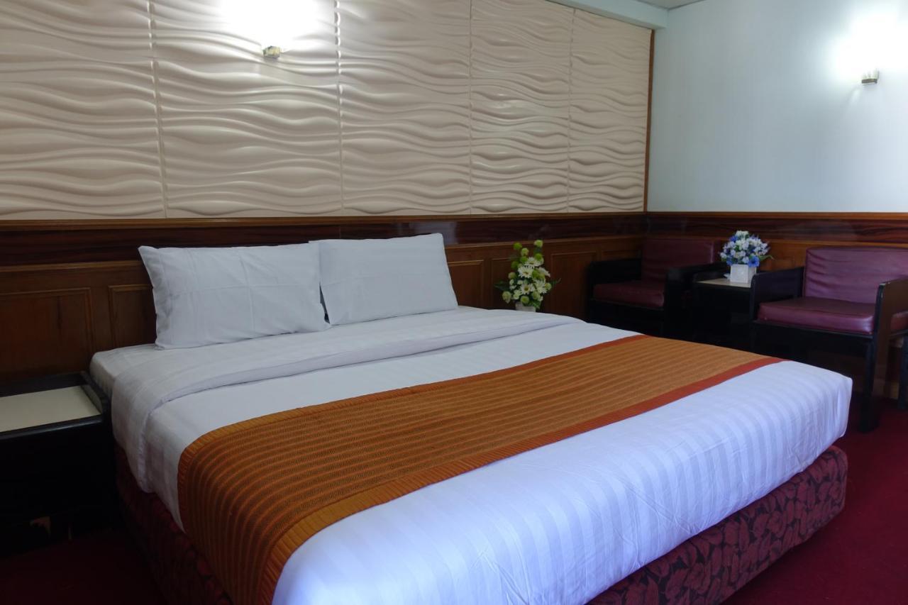 פאטאיה Serene Hotel מראה חיצוני תמונה